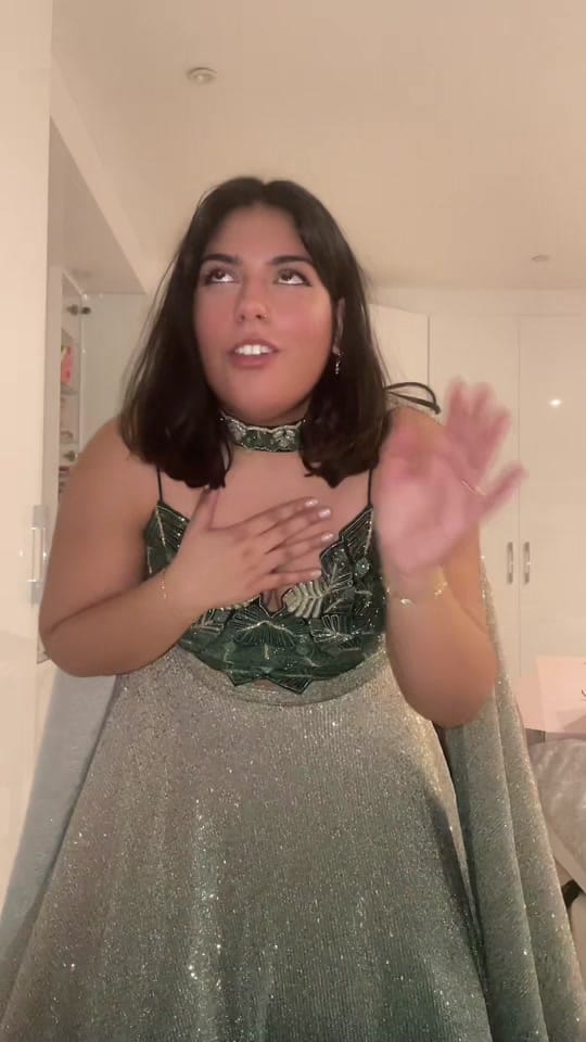 Post 10 by shivani dasani🦋💐 on TikTok (video)