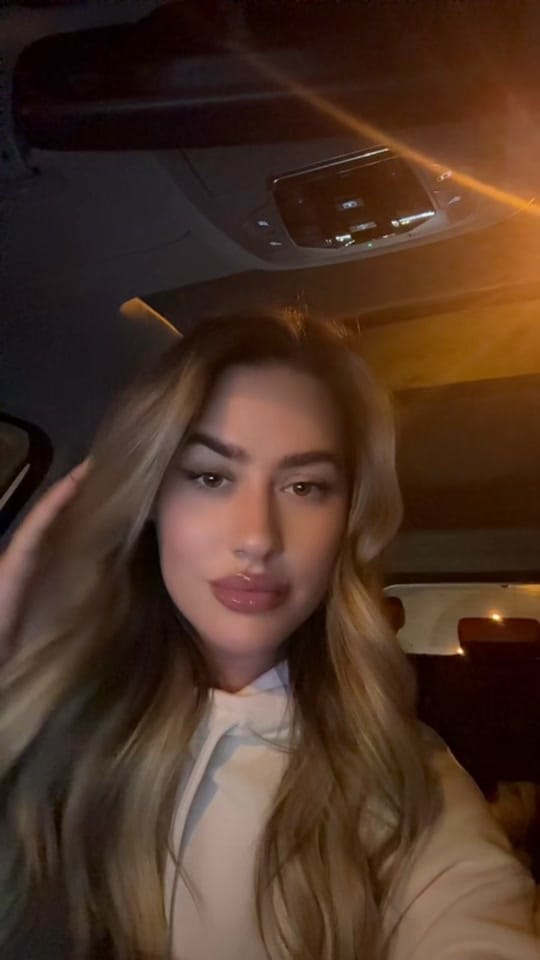 Post 2 by Andrea | Founder @BeModestly on TikTok (video)
