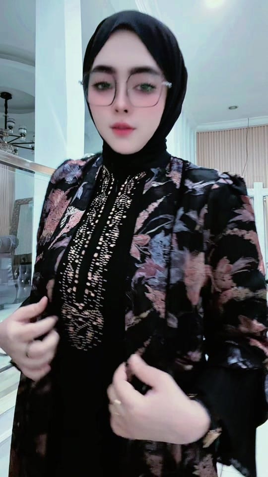 Post 4 by Hasanahlovehijab_ofc on TikTok (video)