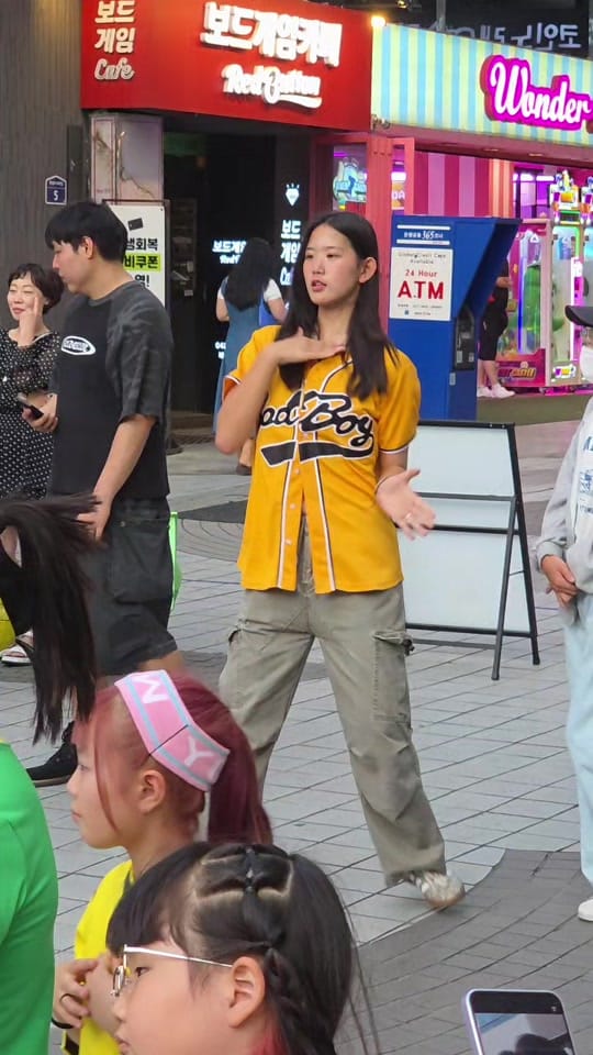 Post 6 by 춤추는모델 on TikTok (video)