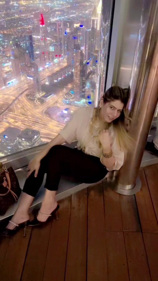 Post 10 by Anum Sheikh on TikTok (video)