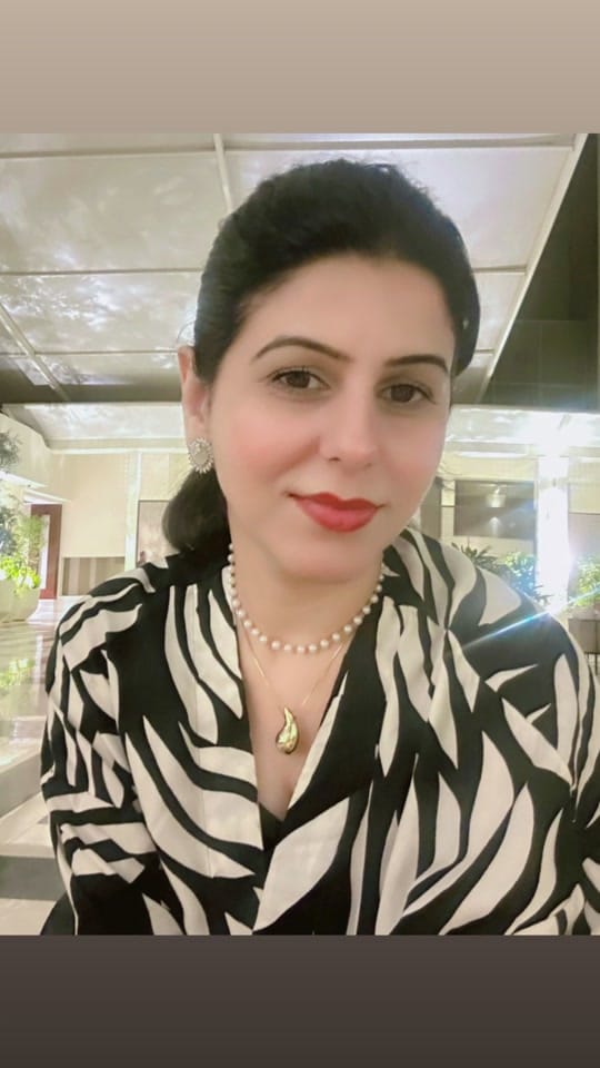 Post 2 by Anum Sheikh on TikTok (video)