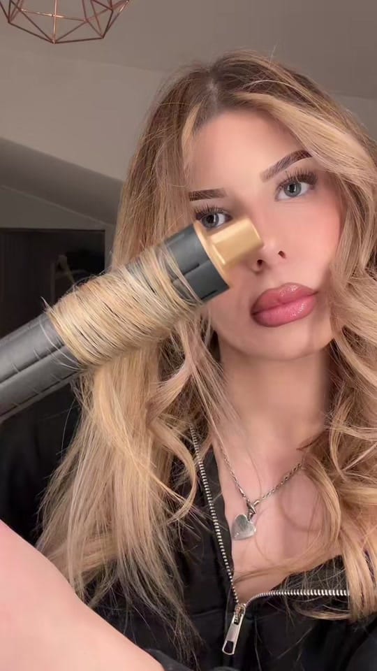 Post 8 by veronica fasano on TikTok (video)