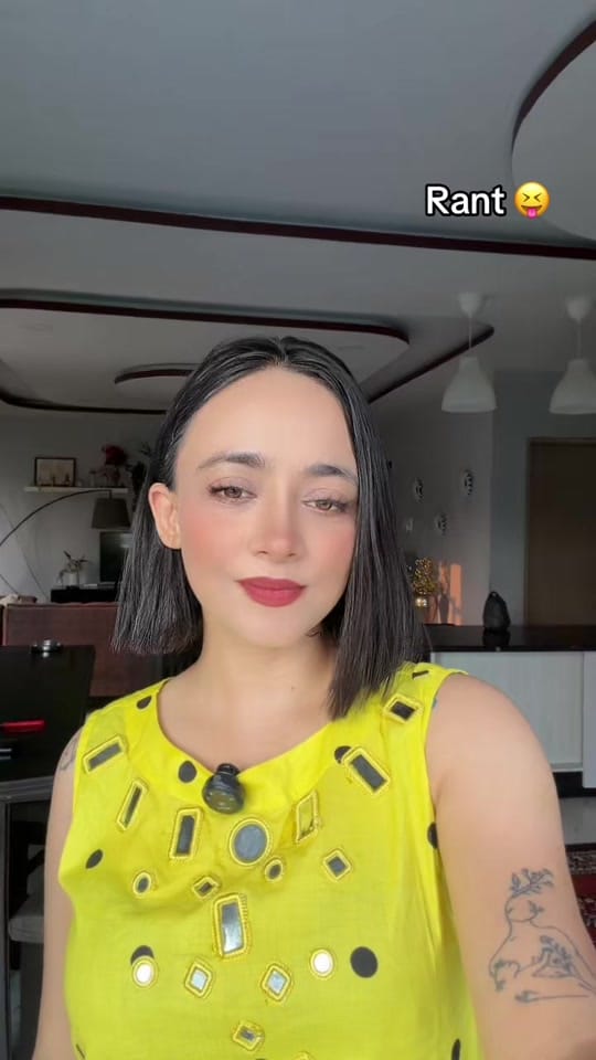 Post 1 by Rupshi on TikTok (video)