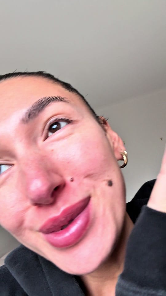 Post 1 by Ella Ding on TikTok (video)