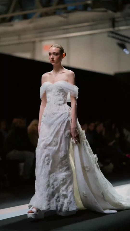 Post 4 by hazarhautecouture on TikTok (video)