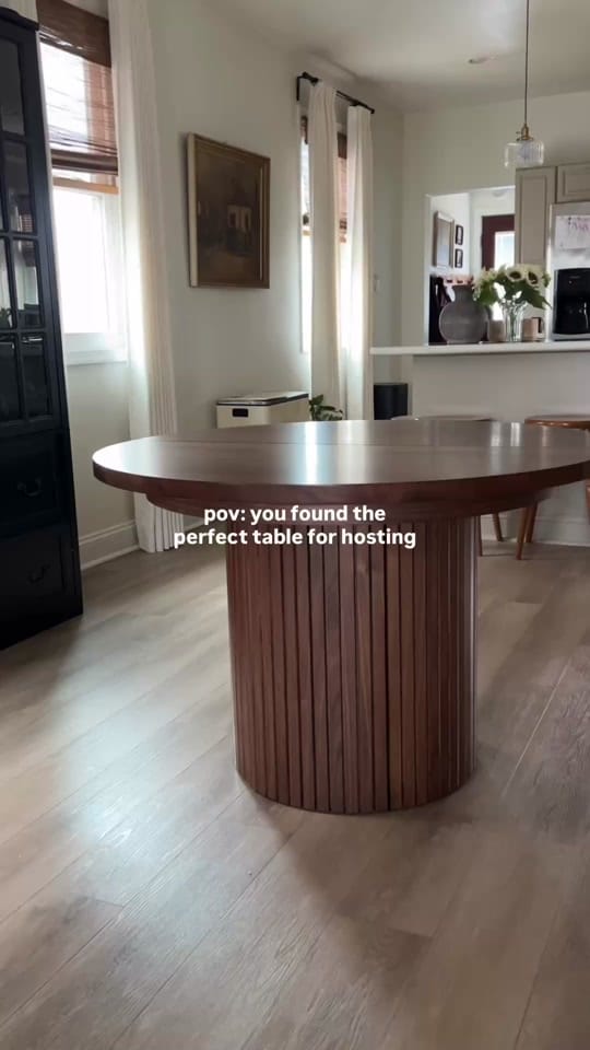 Post 3 by Adrianna on TikTok (video)