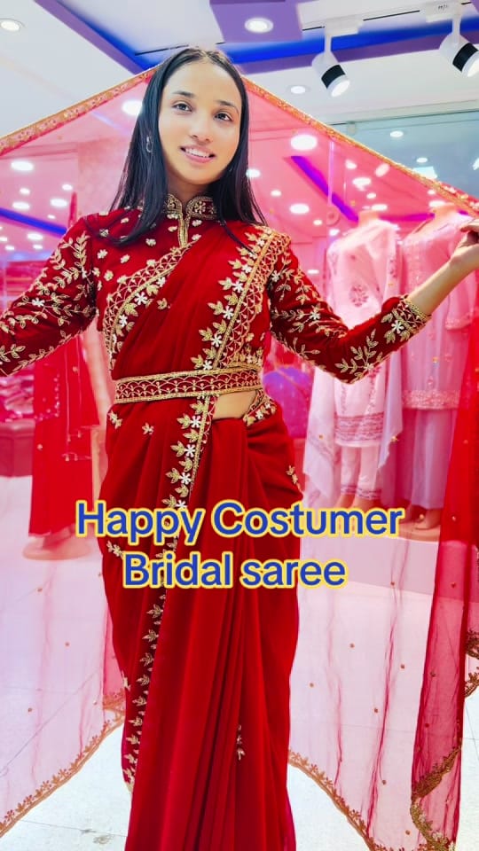 Post 4 by Roshika Fashion on TikTok (video)