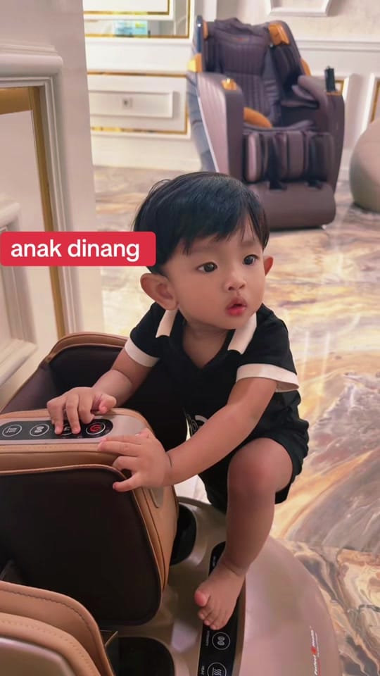 Post 1 by UMi Al-Fatih Skincare on TikTok (video)