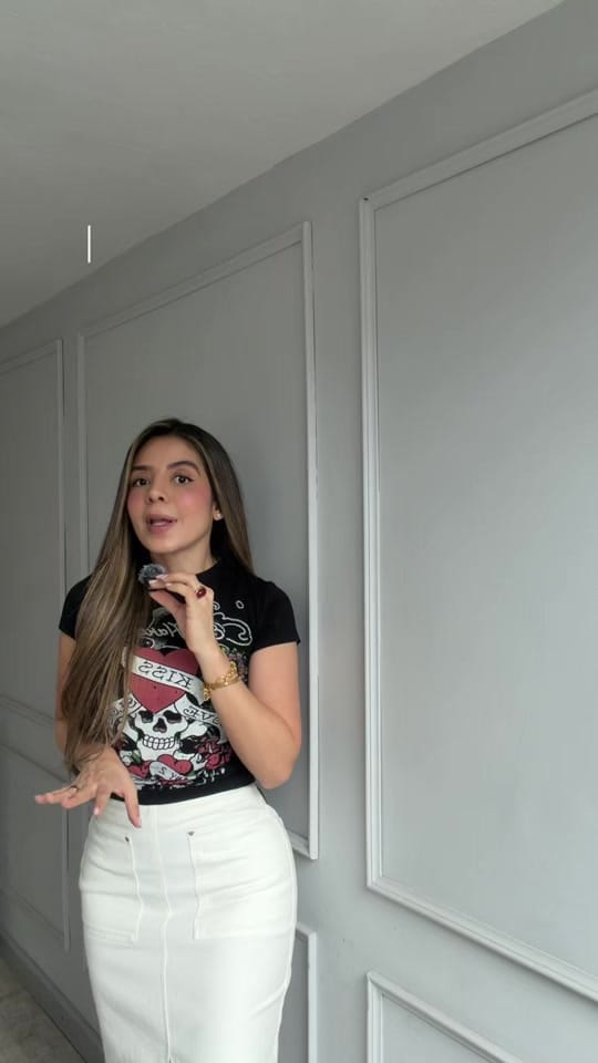 Post 7 by sarasanchezarte on TikTok (video)