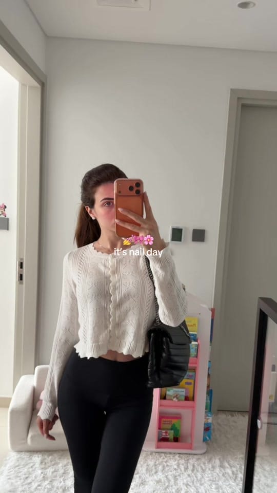 Post 7 by Lynn Lattouf on TikTok (video)