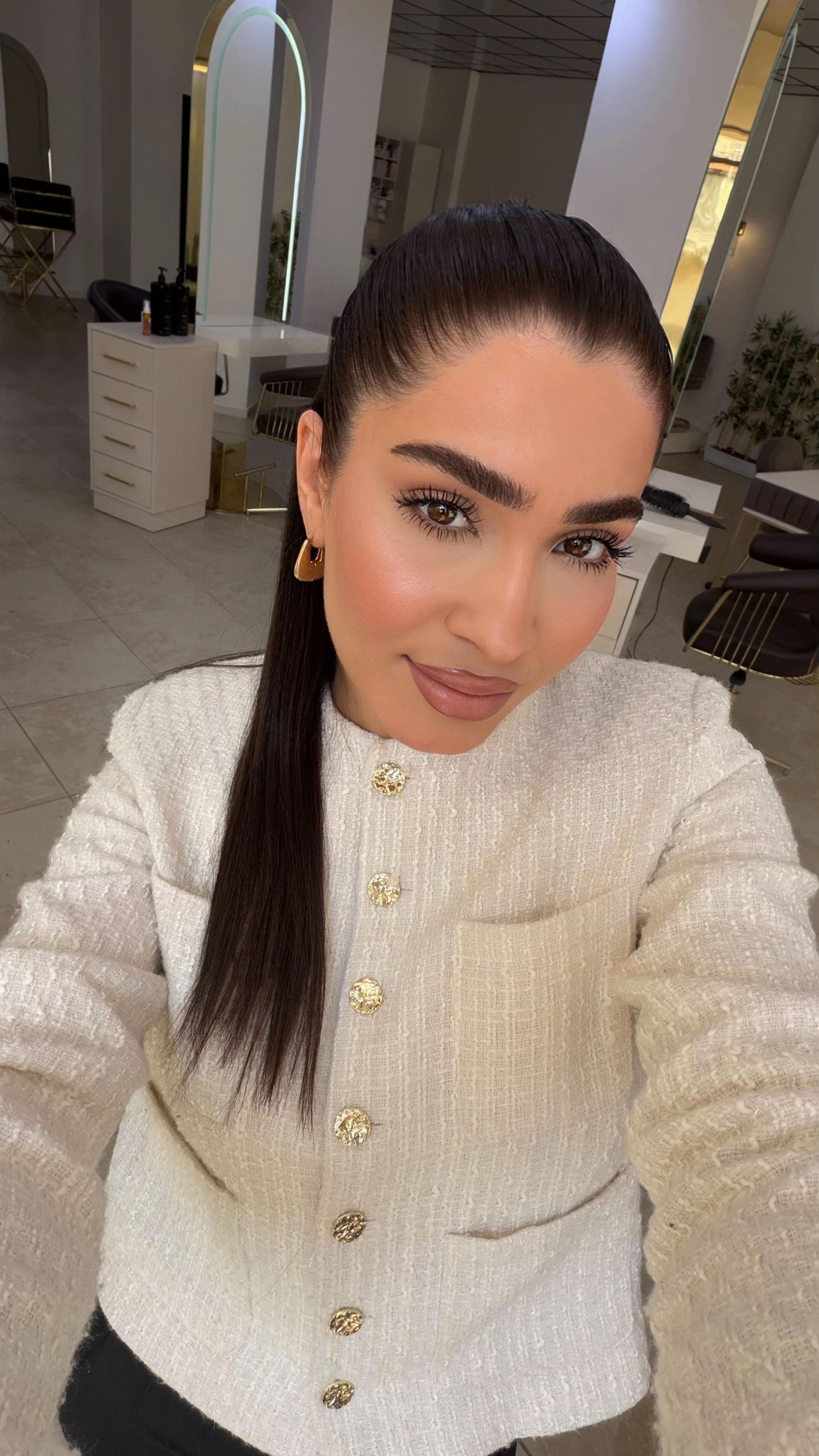 Post 5 by Pervintuncmakeup on TikTok (video)