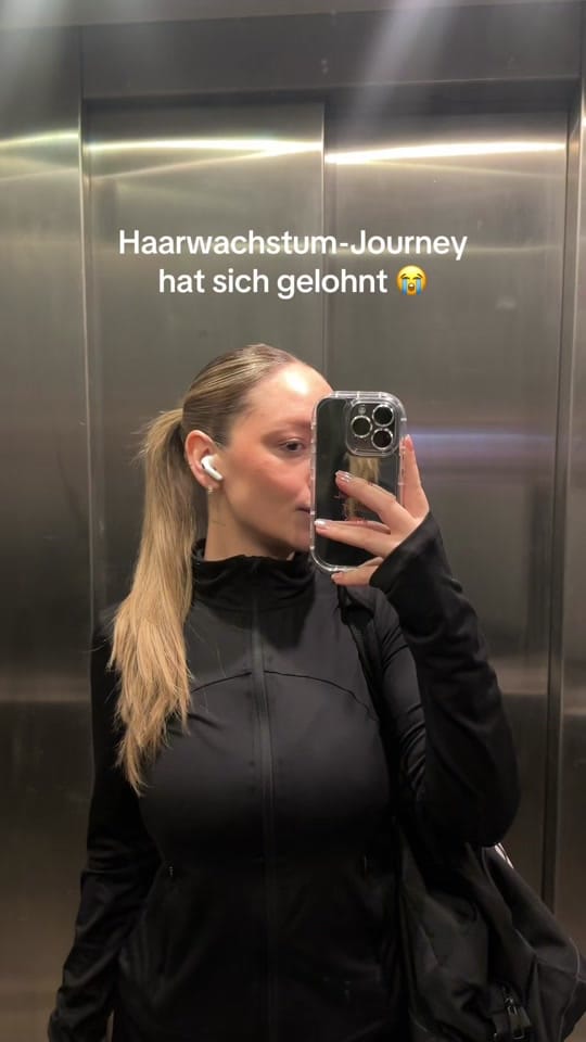Post 6 by Sinem on TikTok (video)