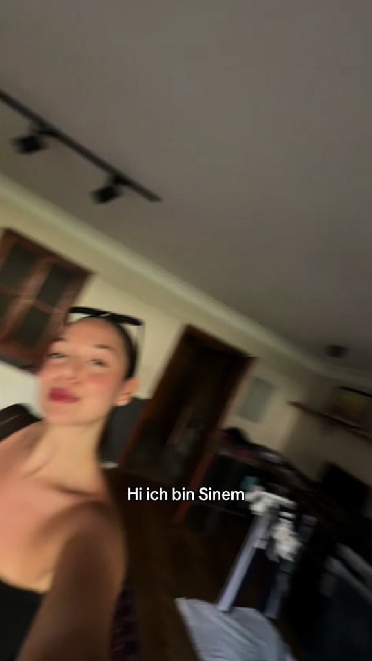 Post 10 by Sinem on TikTok (video)
