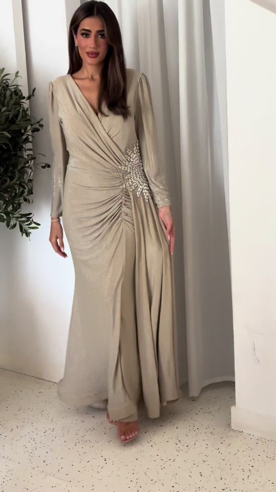 Post 8 by 3elin.fashion on TikTok (video)