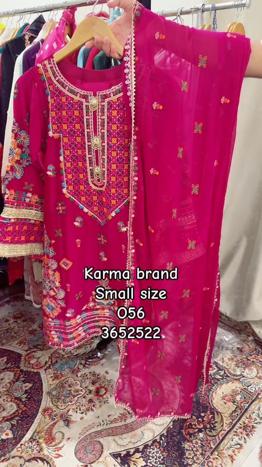 Post 6 by Ronaq outfits on TikTok (video)