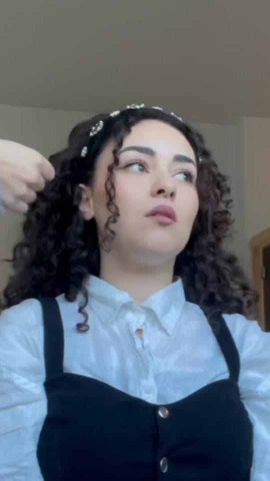 Post 8 by Lya San on TikTok (video)