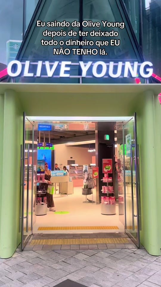 Post 1 by Maricota na Coreia on TikTok (video)