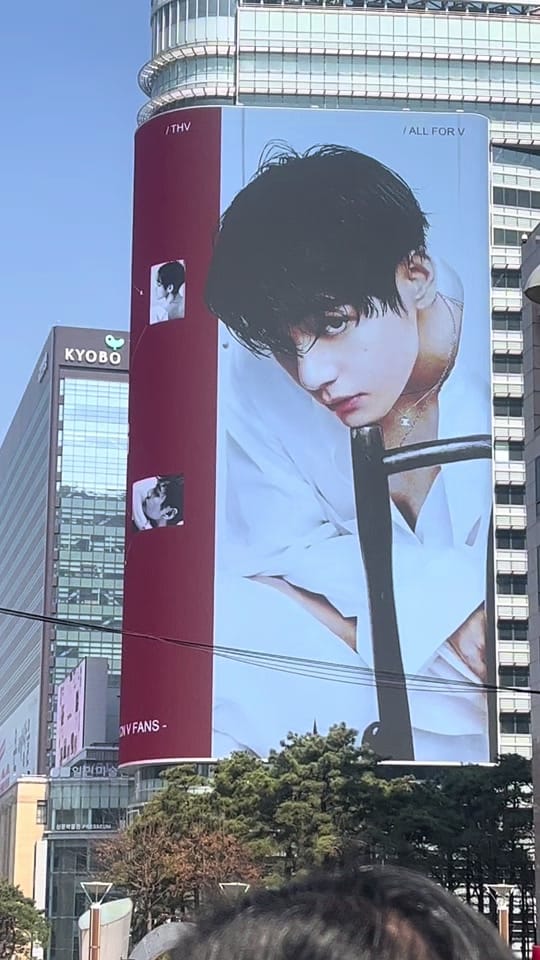Post 4 by Maricota na Coreia on TikTok (video)