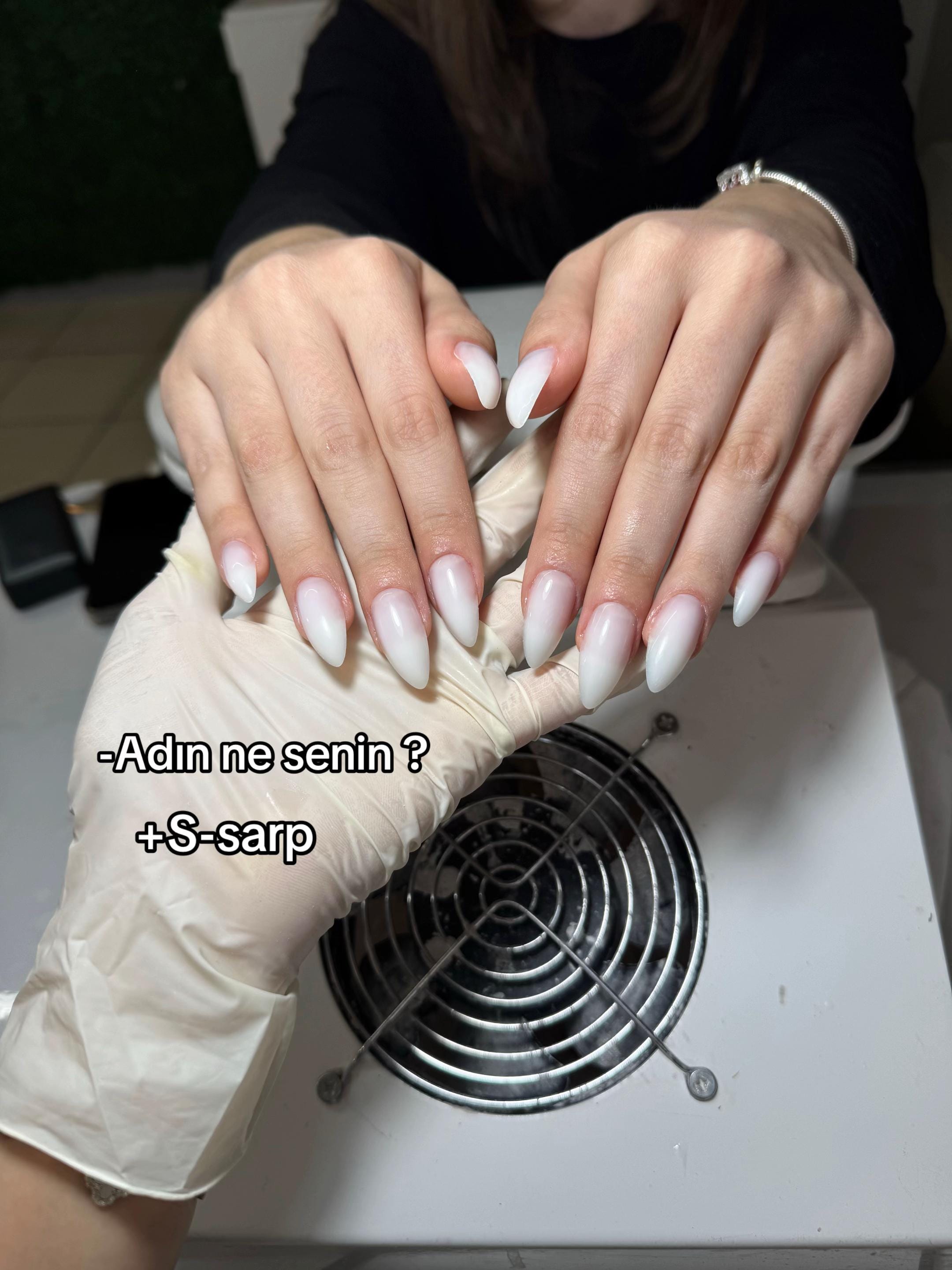 Post 5 by NailsbyMelisa on TikTok (video)