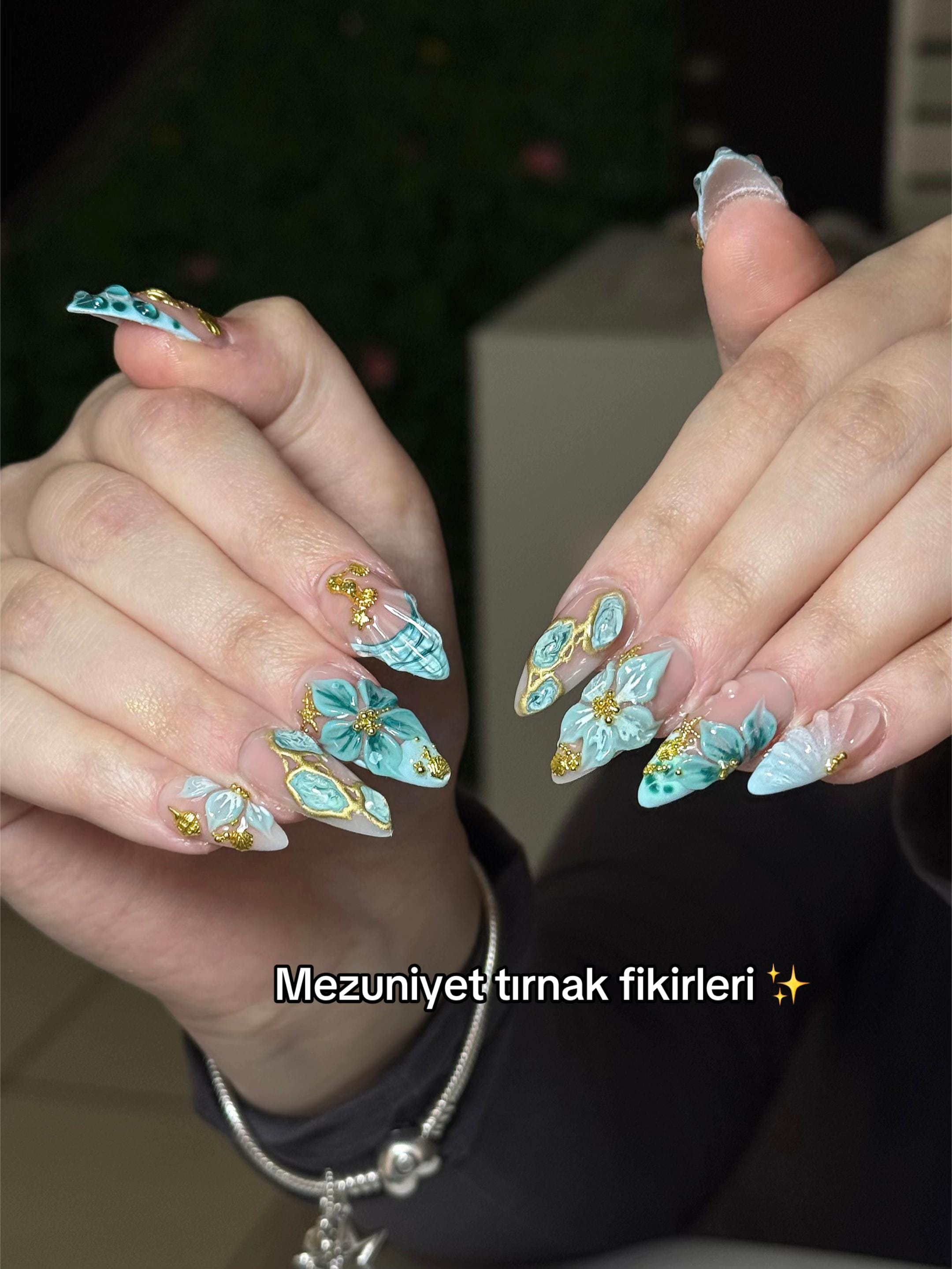 Post 1 by NailsbyMelisa on TikTok (video)