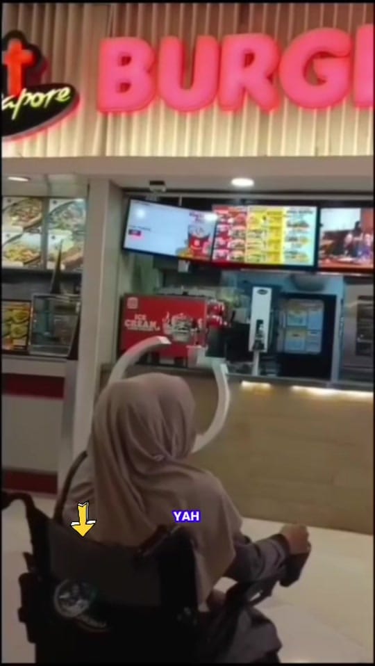 Post 6 by Sinyo Yes on TikTok (video)