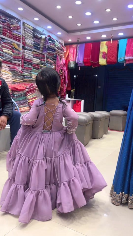 Post 4 by Rabina on TikTok (video)