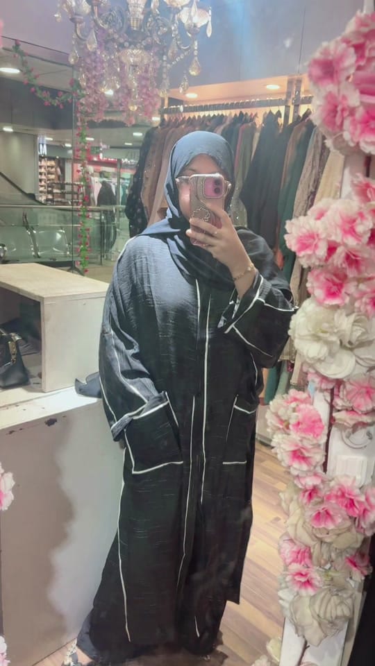 Post 6 by Queen’s vogue on TikTok (video)