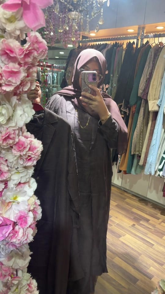 Post 4 by Queen’s vogue on TikTok (video)