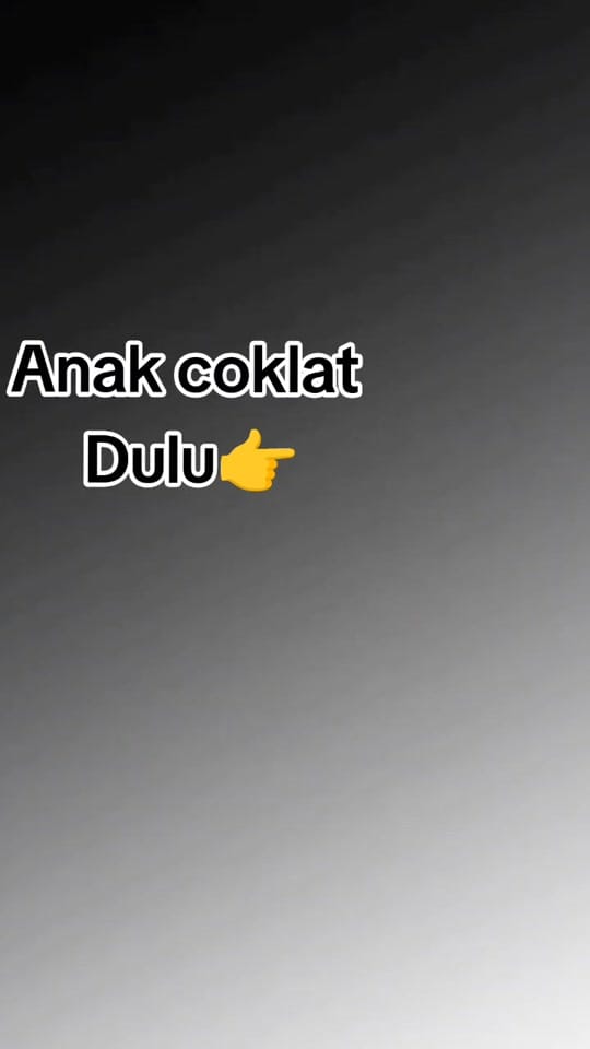 Post 8 by Elis UBC Shop on TikTok (video)