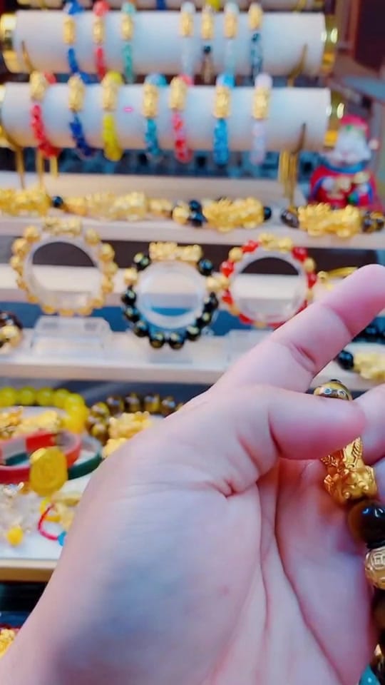Post 5 by Liya Jewellery on TikTok (video)