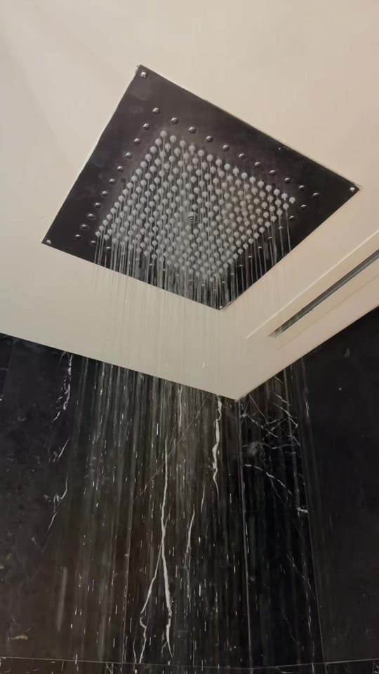 Post 1 by asmaeamraniofficiel on TikTok (video)