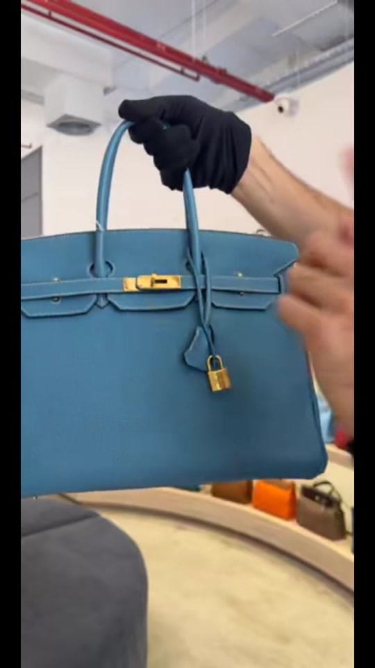 Post 10 by The Luxury Closet on TikTok (video)