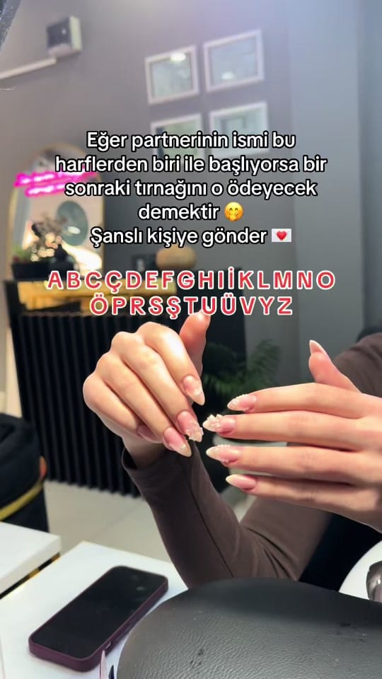 Post 10 by Gülçin Maviyıldırım on TikTok (video)