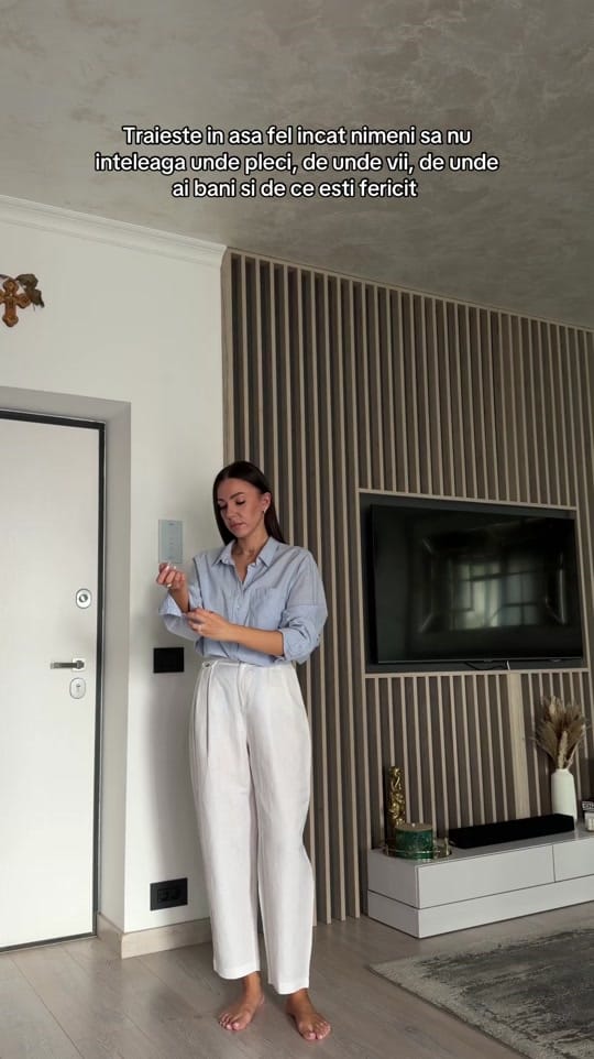Post 3 by Ioana Sandu on TikTok (video)