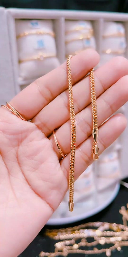 Post 4 by Btari Perhiasan on TikTok (video)