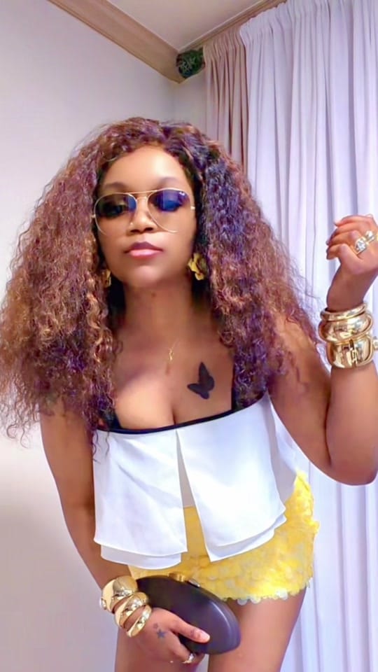 Post 3 by Ma Michoux 🇰🇷🇩🇪🇫🇷🇨🇲 on TikTok (video)
