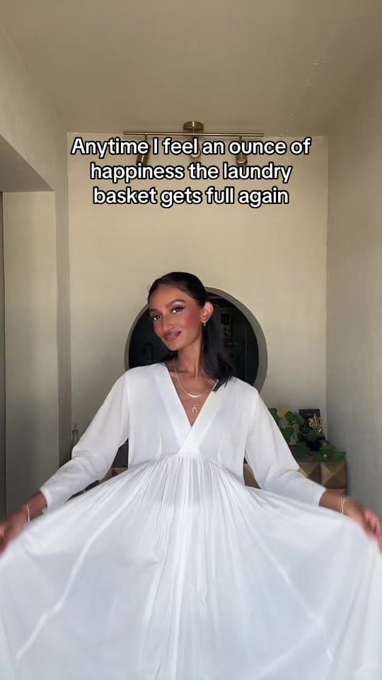 Post 1 by Devi on TikTok (video)