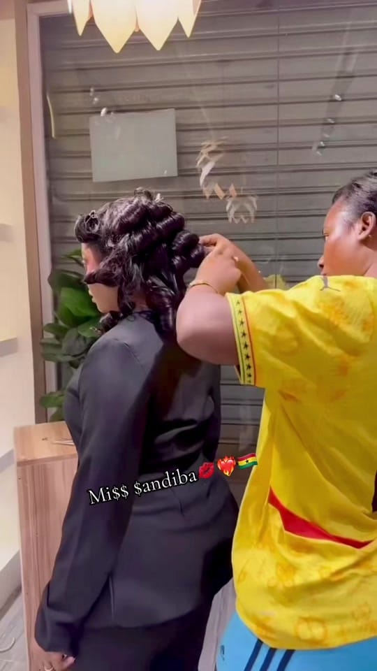 Post 4 by Mi$$ $andiba🍑Designer/Stylist on TikTok (video)