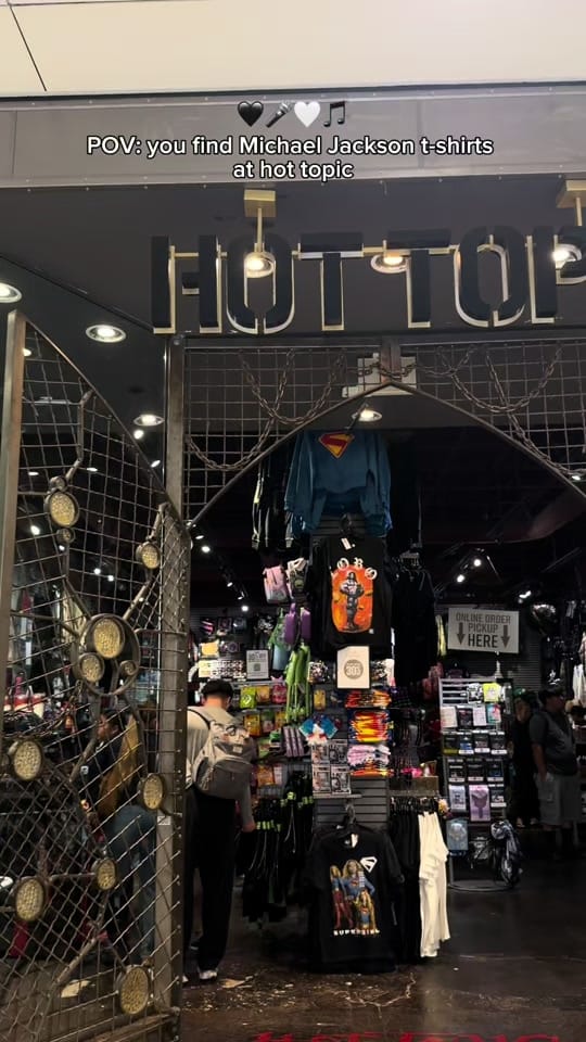 Post 6 by sammysanelias on TikTok (video)