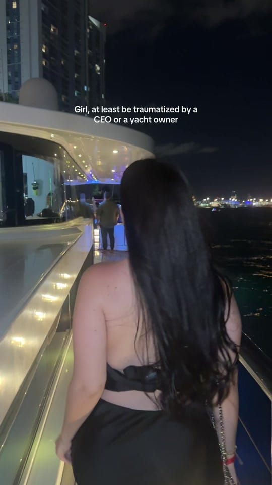 Post 9 by iliana on TikTok (video)