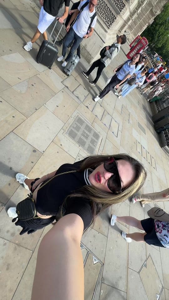 Post 2 by Leyla on TikTok (video)