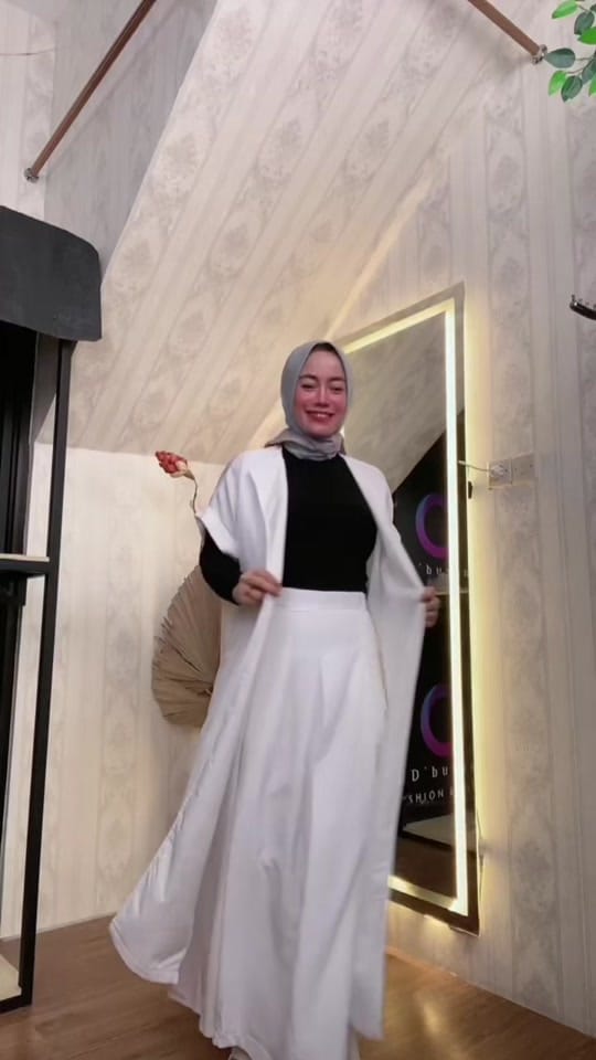 Post 10 by D'busana on TikTok (video)