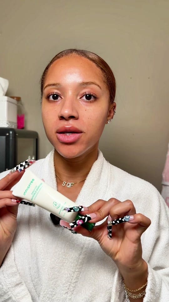 Post 2 by THE SKINCARE QUEEN 👸🏽 on TikTok (video)