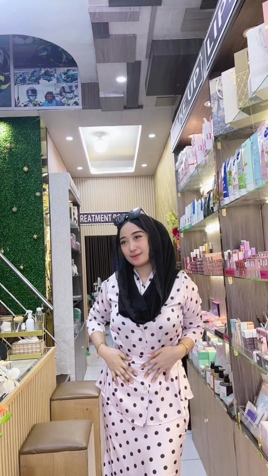 Post 7 by ROMANTIKA CANTIK on TikTok (video)