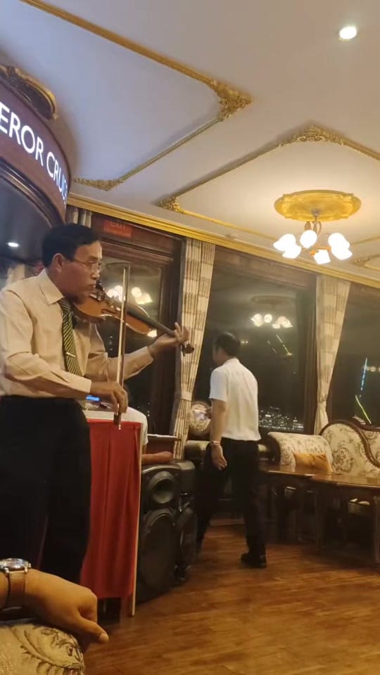 Post 8 by ZEZZO on TikTok (video)