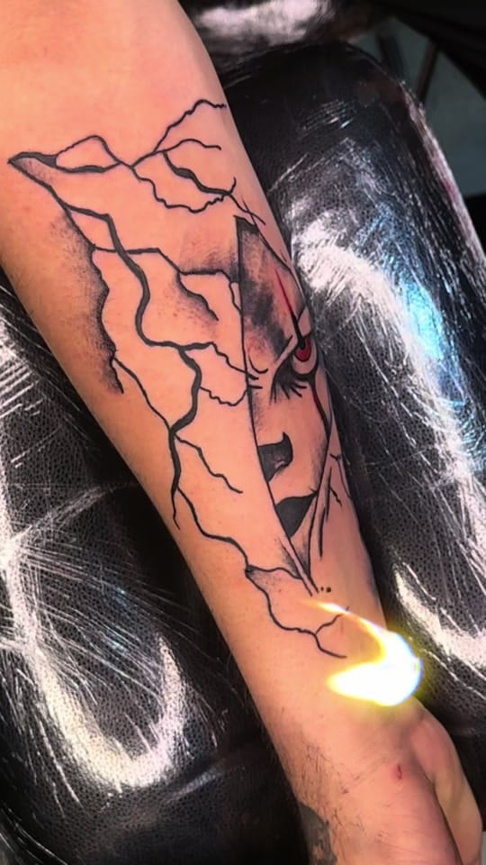 Post 4 by Tokyo Tattoo on TikTok (video)