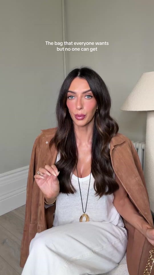 Post 1 by Luxe_Cheshire on TikTok (video)