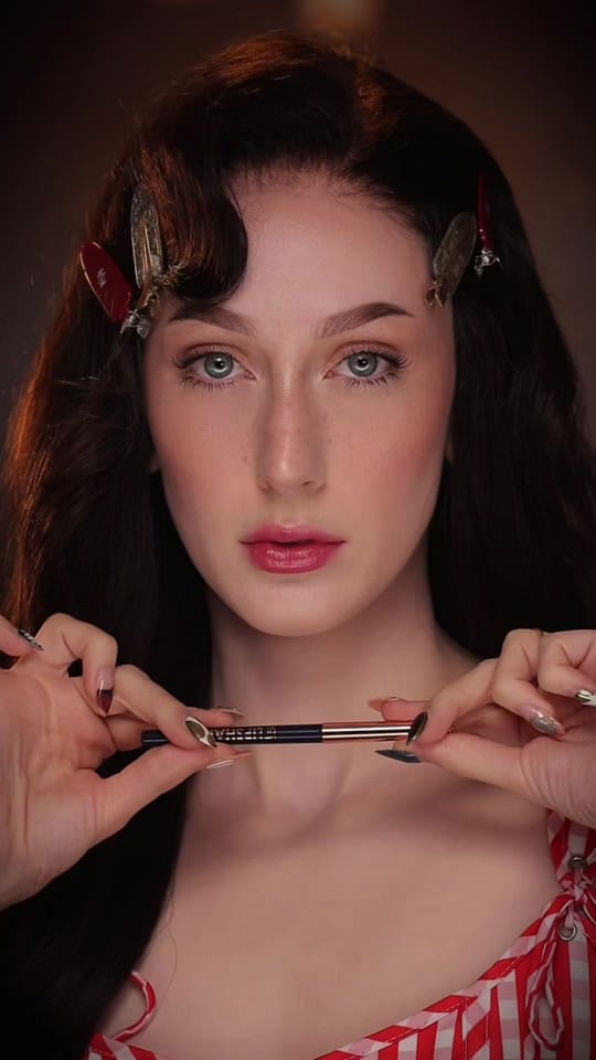 Post 2 by Renata Santti on TikTok (video)