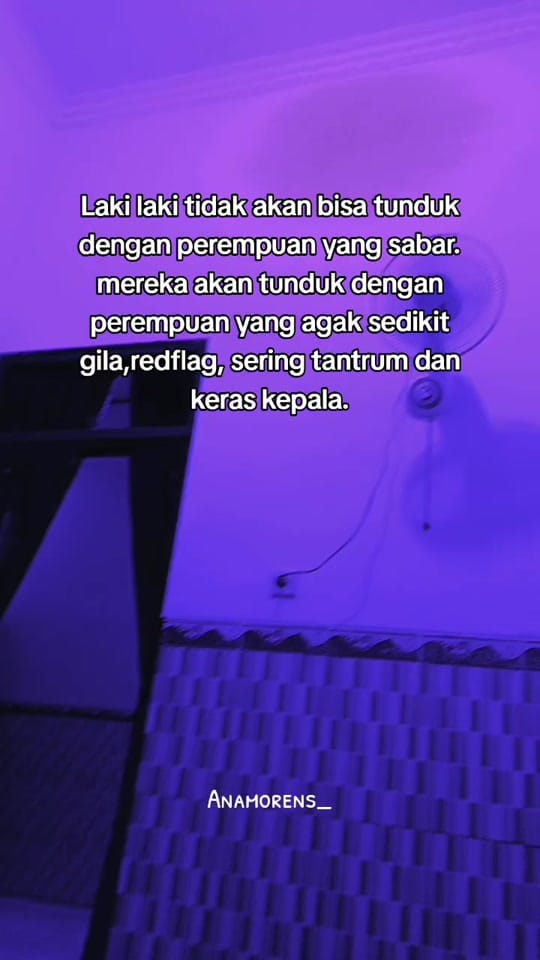 Post 4 by AnaMorensReal💋 on TikTok (video)